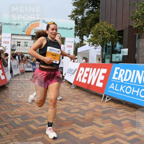 31.08.2025 - 21. Blankeneser Heldenlauf Strokosch-Dieckow http://msf.ph/oto/8695365 31.08.2025 12:26:49 Ziel 5787, 4224, 4223, 4222, 4180, 4391 meine-sportfotos.de