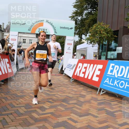 31.08.2025 - 21. Blankeneser Heldenlauf Strokosch-Dieckow http://msf.ph/oto/8695374 31.08.2025 12:26:49 Ziel 5787, 4224, 4223, 4222, 4180, 4391 meine-sportfotos.de