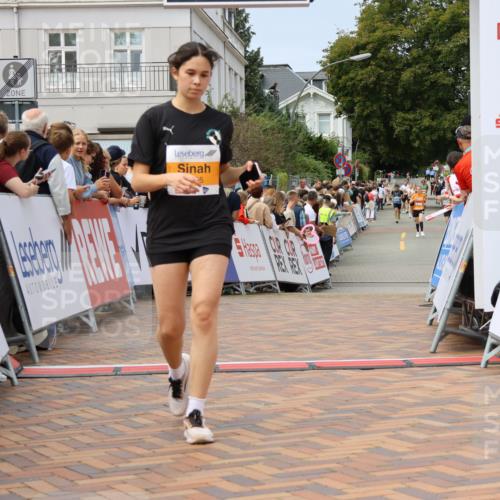 31.08.2025 - 21. Blankeneser Heldenlauf Strokosch-Dieckow http://msf.ph/oto/8695383 31.08.2025 12:32:04 Ziel 5685 meine-sportfotos.de