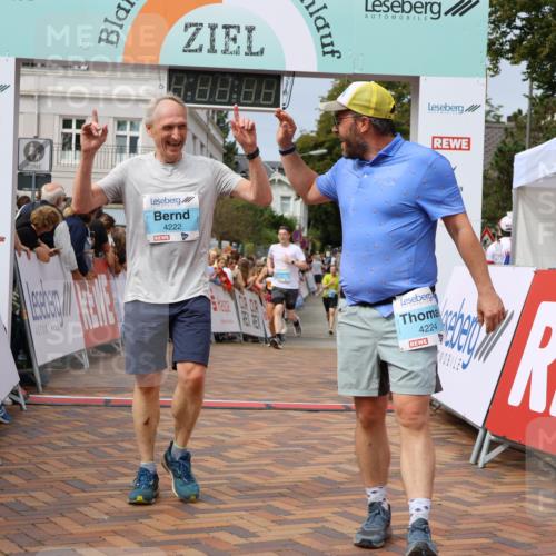 31.08.2025 - 21. Blankeneser Heldenlauf Strokosch-Dieckow http://msf.ph/oto/8695397 31.08.2025 12:26:45 Ziel 5787, 5135, 4224, 4223, 4222, 4391 meine-sportfotos.de
