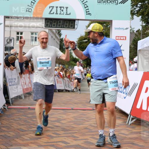 31.08.2025 - 21. Blankeneser Heldenlauf Strokosch-Dieckow http://msf.ph/oto/8695401 31.08.2025 12:26:45 Ziel 5787, 5135, 4224, 4223, 4222, 4391 meine-sportfotos.de