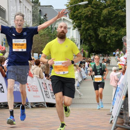 31.08.2025 - 21. Blankeneser Heldenlauf Strokosch-Dieckow http://msf.ph/oto/8695435 31.08.2025 12:31:40 Ziel 5870, 5012, 5190 meine-sportfotos.de