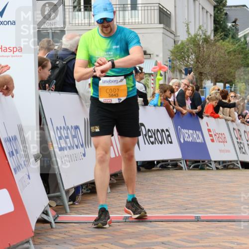 31.08.2025 - 21. Blankeneser Heldenlauf Strokosch-Dieckow http://msf.ph/oto/8695456 31.08.2025 12:31:32 Ziel 5843, 5427 meine-sportfotos.de