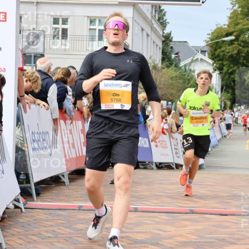 31.08.2025 - 21. Blankeneser Heldenlauf Strokosch-Dieckow http://msf.ph/oto/8695459 31.08.2025 12:26:19 Ziel 5193, 5788, 5281, 4155 meine-sportfotos.de