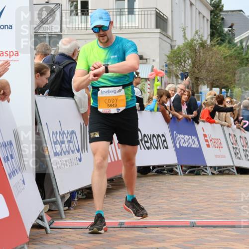 31.08.2025 - 21. Blankeneser Heldenlauf Strokosch-Dieckow http://msf.ph/oto/8695460 31.08.2025 12:31:32 Ziel 5843, 5427 meine-sportfotos.de