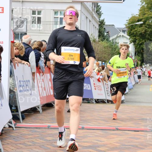 31.08.2025 - 21. Blankeneser Heldenlauf Strokosch-Dieckow http://msf.ph/oto/8695461 31.08.2025 12:26:19 Ziel 5193, 5788, 5281, 4155 meine-sportfotos.de