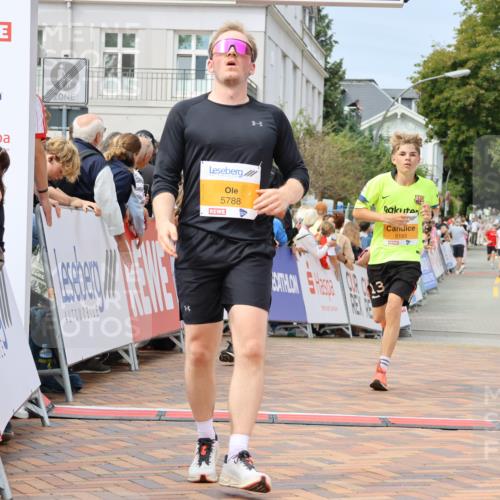 31.08.2025 - 21. Blankeneser Heldenlauf Strokosch-Dieckow http://msf.ph/oto/8695462 31.08.2025 12:26:19 Ziel 5193, 5788, 5281, 4155 meine-sportfotos.de