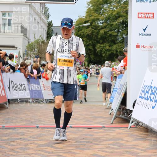 31.08.2025 - 21. Blankeneser Heldenlauf Strokosch-Dieckow http://msf.ph/oto/8695489 31.08.2025 12:31:22 Ziel 5382, 5310 meine-sportfotos.de