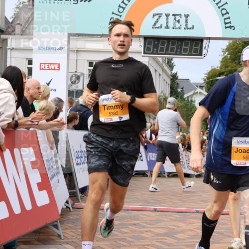 31.08.2025 - 21. Blankeneser Heldenlauf Strokosch-Dieckow http://msf.ph/oto/8695514 31.08.2025 12:31:16 Ziel 5383, 5382, 5310, 5330, 5577, 4094 meine-sportfotos.de