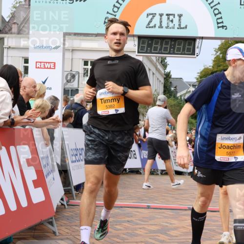 31.08.2025 - 21. Blankeneser Heldenlauf Strokosch-Dieckow http://msf.ph/oto/8695516 31.08.2025 12:31:16 Ziel 5383, 5382, 5310, 5330, 5577, 4094 meine-sportfotos.de