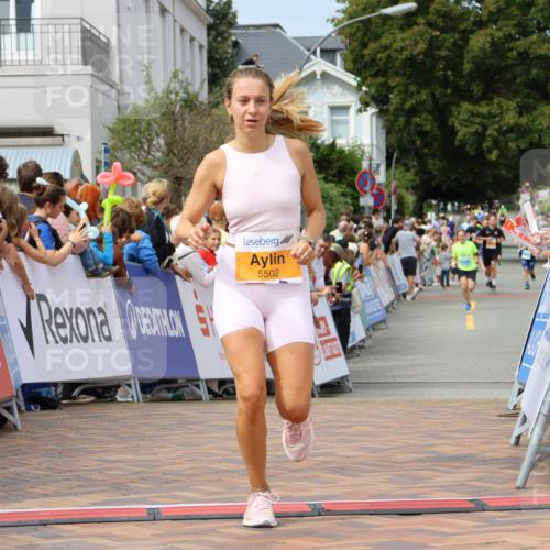 31.08.2025 - 21. Blankeneser Heldenlauf Strokosch-Dieckow http://msf.ph/oto/8695528 31.08.2025 12:25:55 Ziel 5502, 4331 meine-sportfotos.de