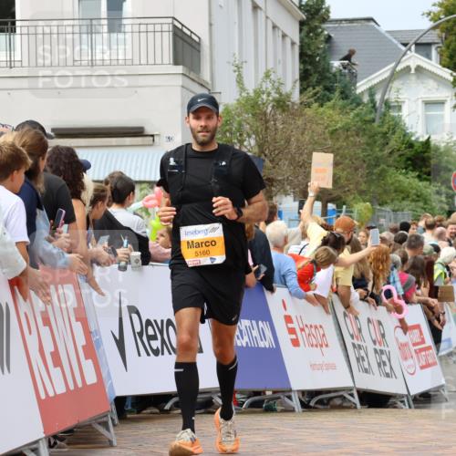 31.08.2025 - 21. Blankeneser Heldenlauf Strokosch-Dieckow http://msf.ph/oto/8695563 31.08.2025 12:30:56 Ziel 5160, 5674, 5736 meine-sportfotos.de