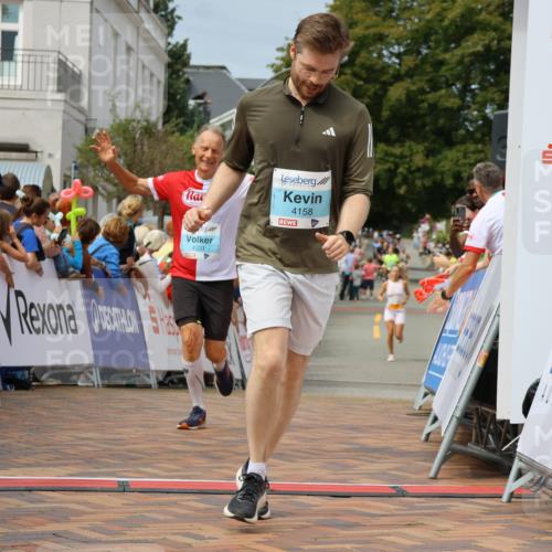 31.08.2025 - 21. Blankeneser Heldenlauf Strokosch-Dieckow http://msf.ph/oto/8695570 31.08.2025 12:25:47 Ziel 5150, 5235, 5058, 4158, 4331 meine-sportfotos.de