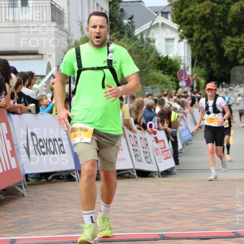 31.08.2025 - 21. Blankeneser Heldenlauf Strokosch-Dieckow http://msf.ph/oto/8695579 31.08.2025 12:30:50 Ziel 5177, 5674, 5736 meine-sportfotos.de