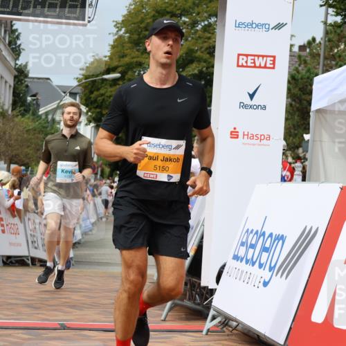 31.08.2025 - 21. Blankeneser Heldenlauf Strokosch-Dieckow http://msf.ph/oto/8695582 31.08.2025 12:25:46 Ziel 5150, 5235, 5058, 4158, 4331 meine-sportfotos.de