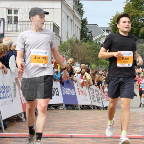31.08.2025 - 21. Blankeneser Heldenlauf Strokosch-Dieckow http://msf.ph/oto/8695592 31.08.2025 12:25:41 Ziel 5150, 5235, 5058, 4403 meine-sportfotos.de