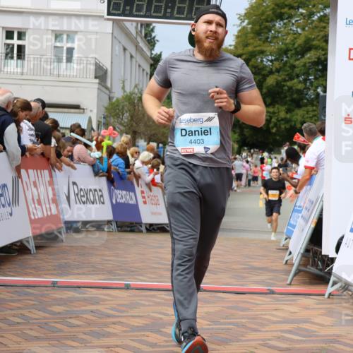 31.08.2025 - 21. Blankeneser Heldenlauf Strokosch-Dieckow http://msf.ph/oto/8695611 31.08.2025 12:25:35 Ziel 5235, 5058, 5251, 4403 meine-sportfotos.de