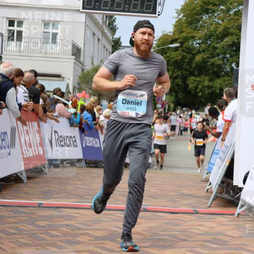 31.08.2025 - 21. Blankeneser Heldenlauf Strokosch-Dieckow http://msf.ph/oto/8695620 31.08.2025 12:25:34 Ziel 5251, 4403 meine-sportfotos.de