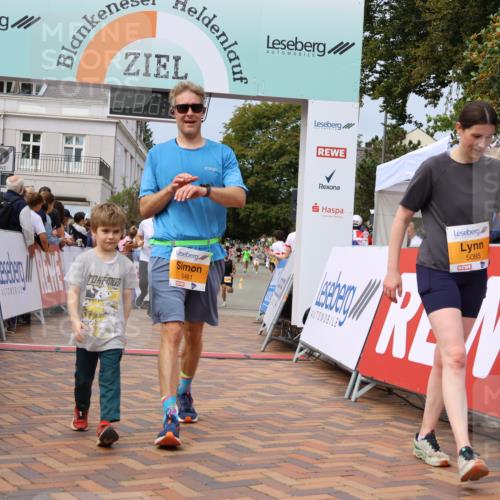 31.08.2025 - 21. Blankeneser Heldenlauf Strokosch-Dieckow http://msf.ph/oto/8695623 31.08.2025 12:30:32 Ziel 5247, 5341, 5357, 5461, 5493, 5085, 4401 meine-sportfotos.de