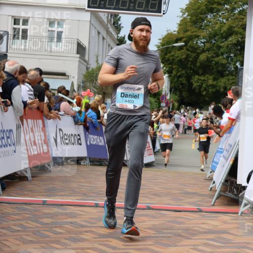 31.08.2025 - 21. Blankeneser Heldenlauf Strokosch-Dieckow http://msf.ph/oto/8695624 31.08.2025 12:25:34 Ziel 5251, 4403 meine-sportfotos.de
