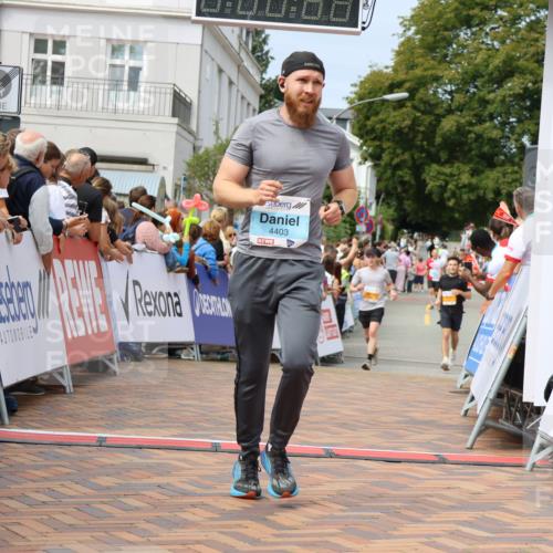 31.08.2025 - 21. Blankeneser Heldenlauf Strokosch-Dieckow http://msf.ph/oto/8695626 31.08.2025 12:25:34 Ziel 5251, 4403 meine-sportfotos.de