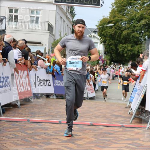 31.08.2025 - 21. Blankeneser Heldenlauf Strokosch-Dieckow http://msf.ph/oto/8695630 31.08.2025 12:25:34 Ziel 5251, 4403 meine-sportfotos.de