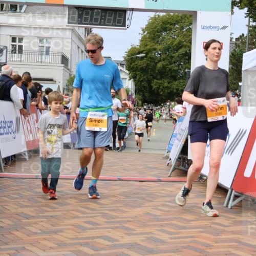 31.08.2025 - 21. Blankeneser Heldenlauf Strokosch-Dieckow http://msf.ph/oto/8695636 31.08.2025 12:30:30 Ziel 5247, 5341, 5439, 5461, 5493, 5085, 4401 meine-sportfotos.de