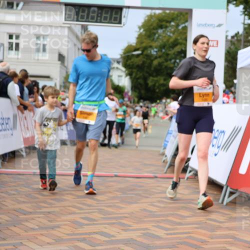 31.08.2025 - 21. Blankeneser Heldenlauf Strokosch-Dieckow http://msf.ph/oto/8695640 31.08.2025 12:30:30 Ziel 5247, 5341, 5439, 5461, 5493, 5085, 4401 meine-sportfotos.de