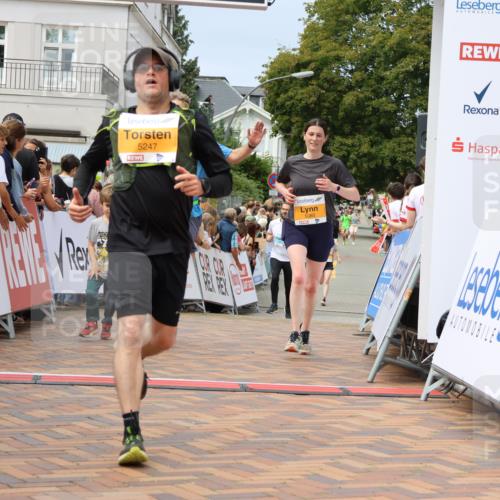 31.08.2025 - 21. Blankeneser Heldenlauf Strokosch-Dieckow http://msf.ph/oto/8695649 31.08.2025 12:30:28 Ziel 5247, 5341, 5439, 5461, 5085 meine-sportfotos.de