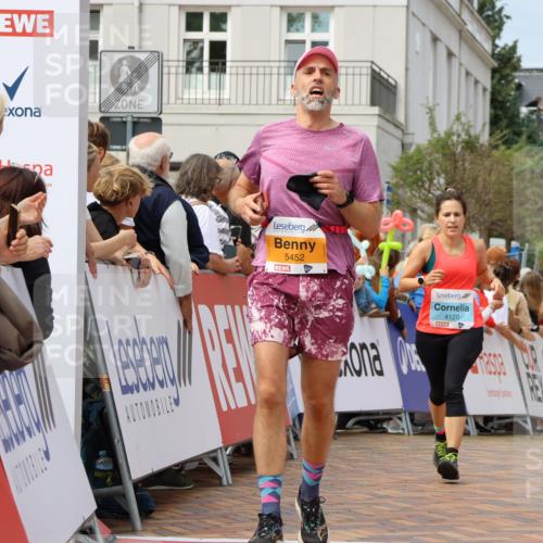 31.08.2025 - 21. Blankeneser Heldenlauf Strokosch-Dieckow http://msf.ph/oto/8695650 31.08.2025 12:25:24 Ziel 5319, 5413, 5452, 5733, 5251, 4120, 4385 meine-sportfotos.de