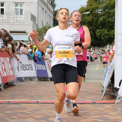 31.08.2025 - 21. Blankeneser Heldenlauf Strokosch-Dieckow http://msf.ph/oto/8695660 31.08.2025 12:25:20 Ziel 5319, 5413, 5452, 5733, 4385 meine-sportfotos.de