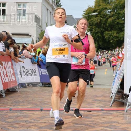 31.08.2025 - 21. Blankeneser Heldenlauf Strokosch-Dieckow http://msf.ph/oto/8695665 31.08.2025 12:25:20 Ziel 5319, 5413, 5452, 5733, 4385 meine-sportfotos.de