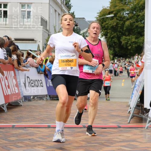 31.08.2025 - 21. Blankeneser Heldenlauf Strokosch-Dieckow http://msf.ph/oto/8695668 31.08.2025 12:25:19 Ziel 5319, 5413, 5452, 5733, 4385 meine-sportfotos.de