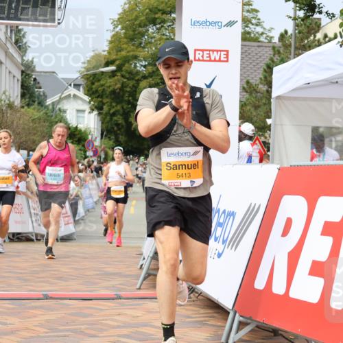 31.08.2025 - 21. Blankeneser Heldenlauf Strokosch-Dieckow http://msf.ph/oto/8695687 31.08.2025 12:25:17 Ziel 5319, 5413, 5733, 4431, 4385 meine-sportfotos.de