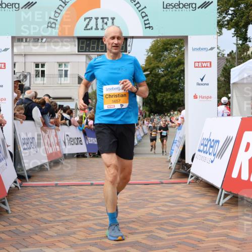 31.08.2025 - 21. Blankeneser Heldenlauf Strokosch-Dieckow http://msf.ph/oto/8695697 31.08.2025 12:30:12 Ziel 5657, 5463, 5470, 4127 meine-sportfotos.de