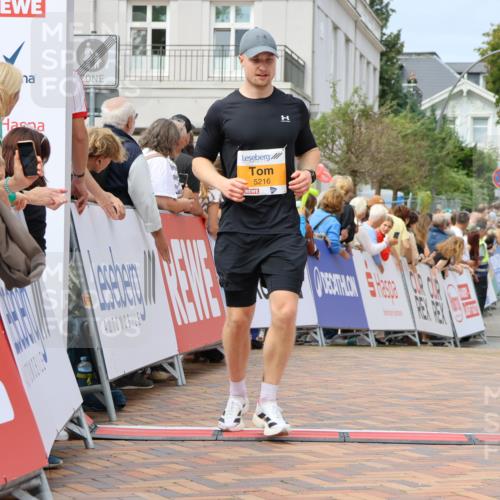 31.08.2025 - 21. Blankeneser Heldenlauf Strokosch-Dieckow http://msf.ph/oto/8695734 31.08.2025 12:24:59 Ziel 5216, 5440, 5745 meine-sportfotos.de