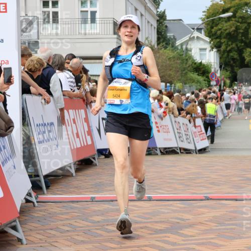 31.08.2025 - 21. Blankeneser Heldenlauf Strokosch-Dieckow http://msf.ph/oto/8695753 31.08.2025 12:24:46 Ziel 5429, 5424, 4246 meine-sportfotos.de