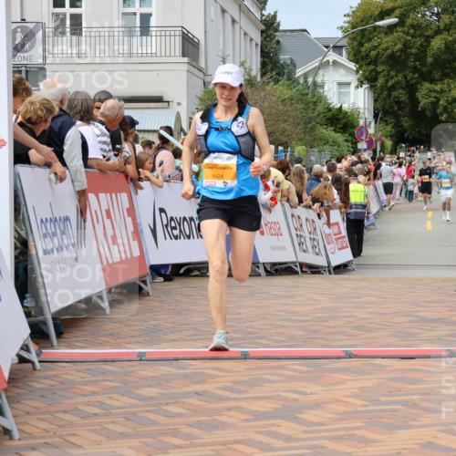 31.08.2025 - 21. Blankeneser Heldenlauf Strokosch-Dieckow http://msf.ph/oto/8695769 31.08.2025 12:24:45 Ziel 5526, 5429, 5424, 4246 meine-sportfotos.de