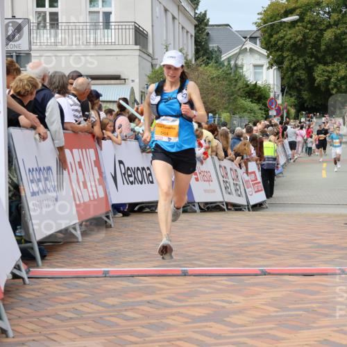 31.08.2025 - 21. Blankeneser Heldenlauf Strokosch-Dieckow http://msf.ph/oto/8695770 31.08.2025 12:24:45 Ziel 5526, 5429, 5424, 4246 meine-sportfotos.de