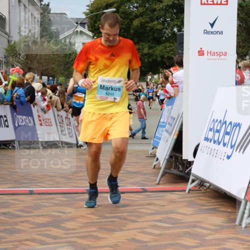 31.08.2025 - 21. Blankeneser Heldenlauf Strokosch-Dieckow http://msf.ph/oto/8695789 31.08.2025 12:24:44 Ziel 5526, 5429, 5424, 4246 meine-sportfotos.de