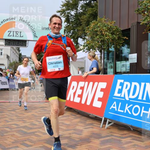 31.08.2025 - 21. Blankeneser Heldenlauf Strokosch-Dieckow http://msf.ph/oto/8695816 31.08.2025 12:29:45 Ziel 5280, 5786, 4015, 4229, 4010 meine-sportfotos.de