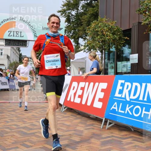 31.08.2025 - 21. Blankeneser Heldenlauf Strokosch-Dieckow http://msf.ph/oto/8695818 31.08.2025 12:29:44 Ziel 5280, 5786, 4015, 4010 meine-sportfotos.de