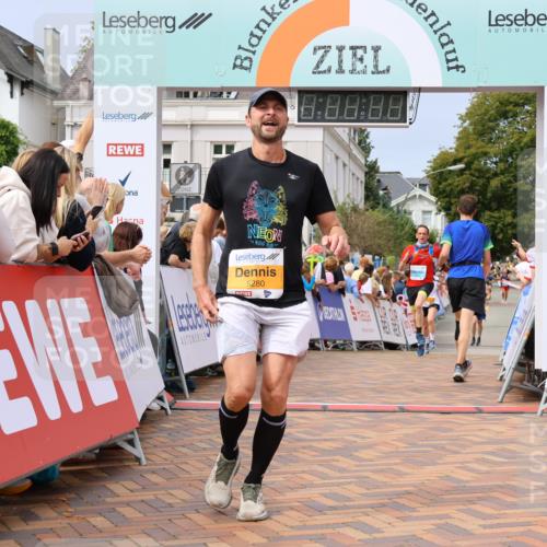 31.08.2025 - 21. Blankeneser Heldenlauf Strokosch-Dieckow http://msf.ph/oto/8695834 31.08.2025 12:29:40 Ziel 5585, 5280, 5786, 4015 meine-sportfotos.de