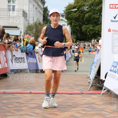31.08.2025 - 21. Blankeneser Heldenlauf Strokosch-Dieckow http://msf.ph/oto/8695839 31.08.2025 12:24:34 Ziel 5526, 5456, 4235 meine-sportfotos.de