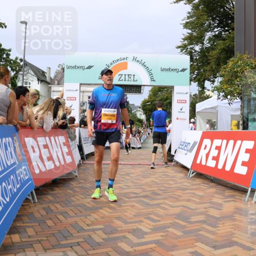 31.08.2025 - 21. Blankeneser Heldenlauf Strokosch-Dieckow http://msf.ph/oto/8695840 31.08.2025 12:29:37 Ziel 5585, 5671, 5280, 4015 meine-sportfotos.de