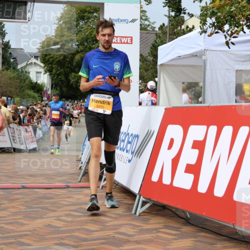 31.08.2025 - 21. Blankeneser Heldenlauf Strokosch-Dieckow http://msf.ph/oto/8695856 31.08.2025 12:29:31 Ziel 5585, 5671, 5774, 5582, 5255, 4005 meine-sportfotos.de