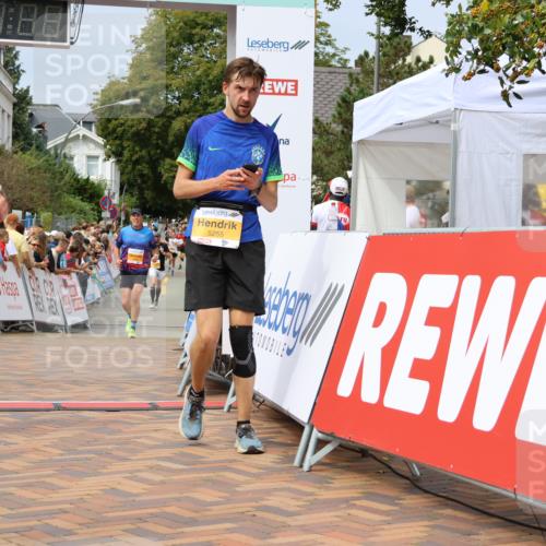 31.08.2025 - 21. Blankeneser Heldenlauf Strokosch-Dieckow http://msf.ph/oto/8695861 31.08.2025 12:29:30 Ziel 5585, 5671, 5774, 5582, 5255, 4005 meine-sportfotos.de