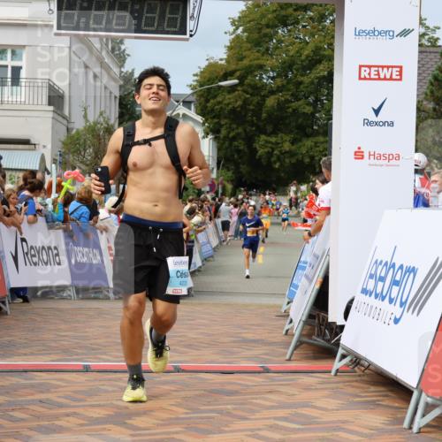 31.08.2025 - 21. Blankeneser Heldenlauf Strokosch-Dieckow http://msf.ph/oto/8695866 31.08.2025 12:24:29 Ziel 5456, 4235, 4071 meine-sportfotos.de