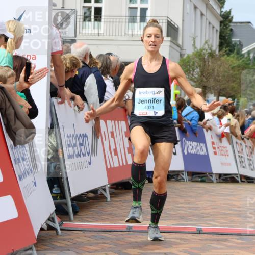 31.08.2025 - 21. Blankeneser Heldenlauf Strokosch-Dieckow http://msf.ph/oto/8695878 31.08.2025 12:24:25 Ziel 5398, 4235, 4071 meine-sportfotos.de