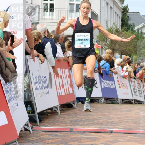 31.08.2025 - 21. Blankeneser Heldenlauf Strokosch-Dieckow http://msf.ph/oto/8695884 31.08.2025 12:24:25 Ziel 5398, 4235, 4071 meine-sportfotos.de
